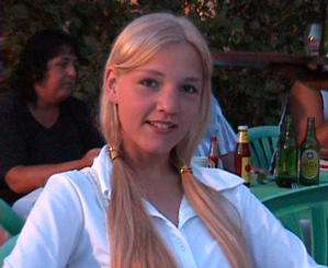 Tengen / Sie sucht Ihn / SweetSister