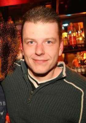 Neuaigen / Er sucht Sie / schormi12