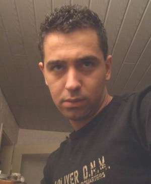 Albern / Er sucht Sie / todor